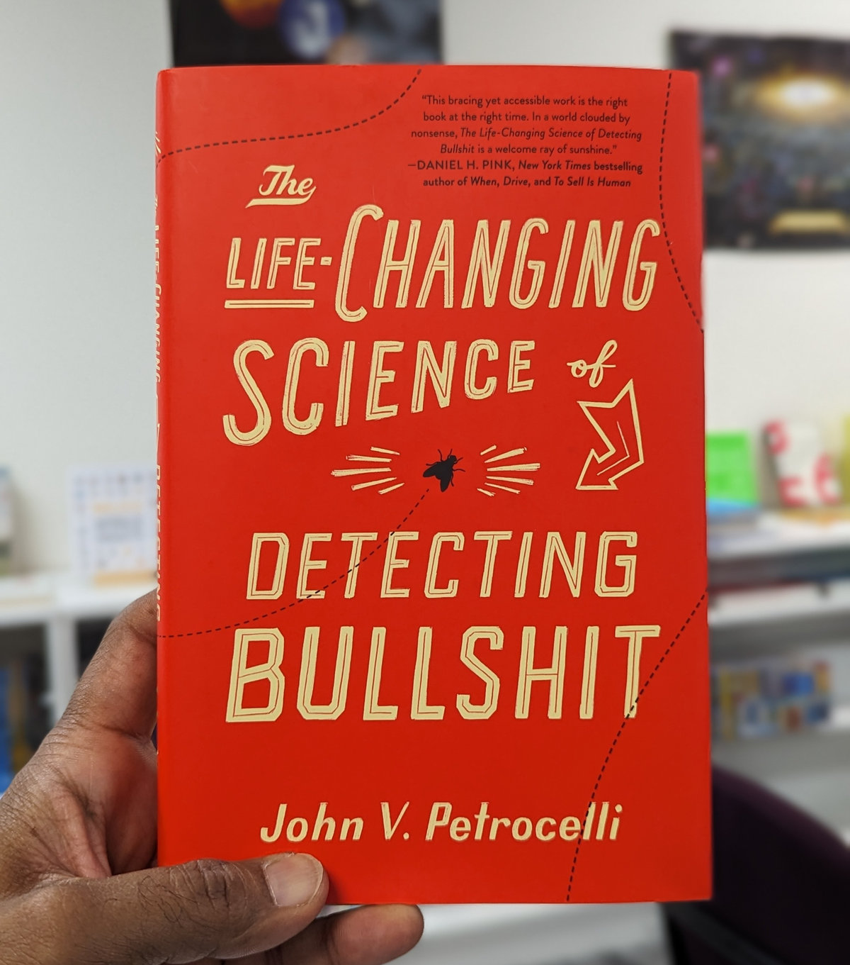 How to Navigate the Age of Misinformation: Unmasking the Art of Deception with Petrocelli